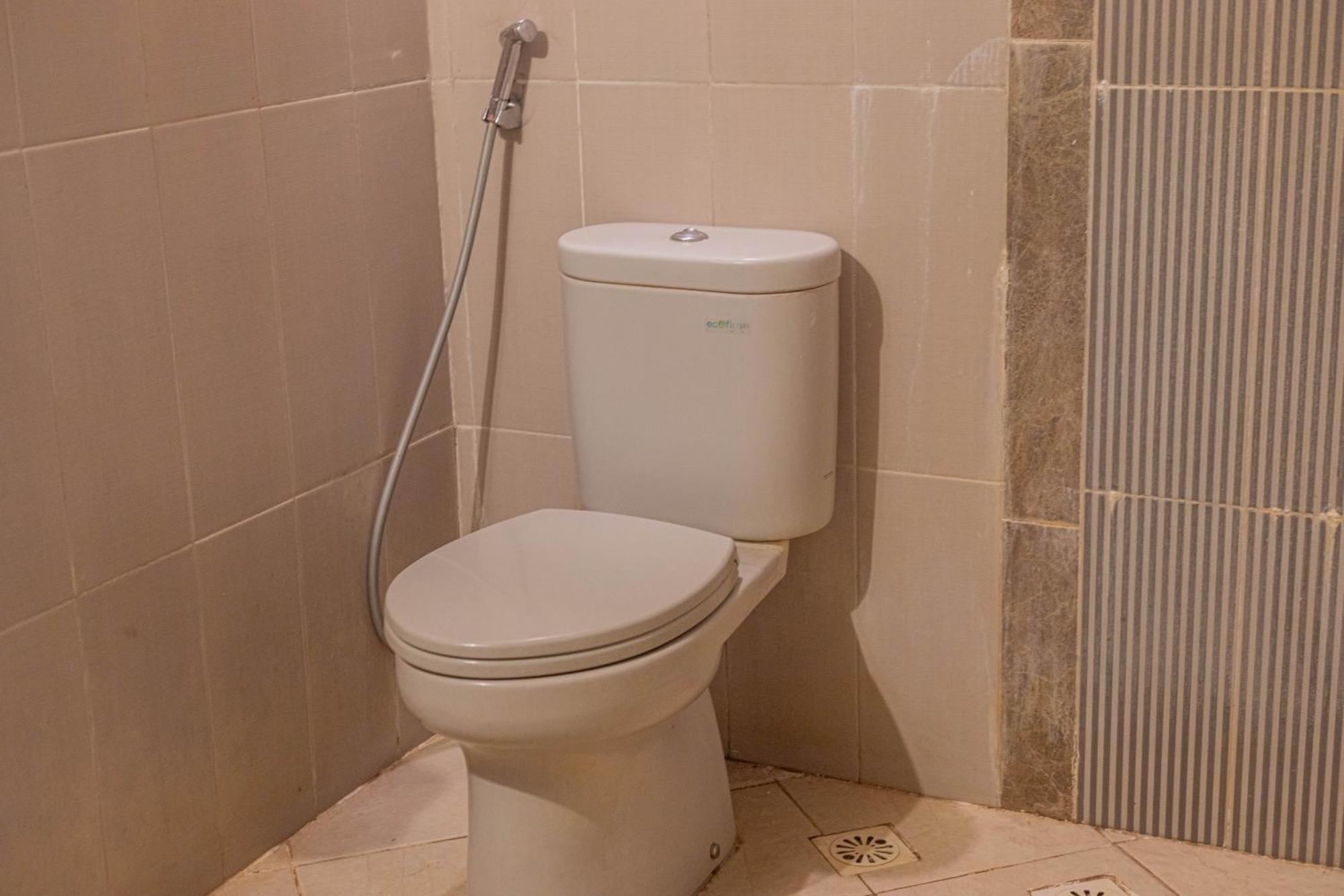 Green Asri Hotel スンギギ エクステリア 写真
