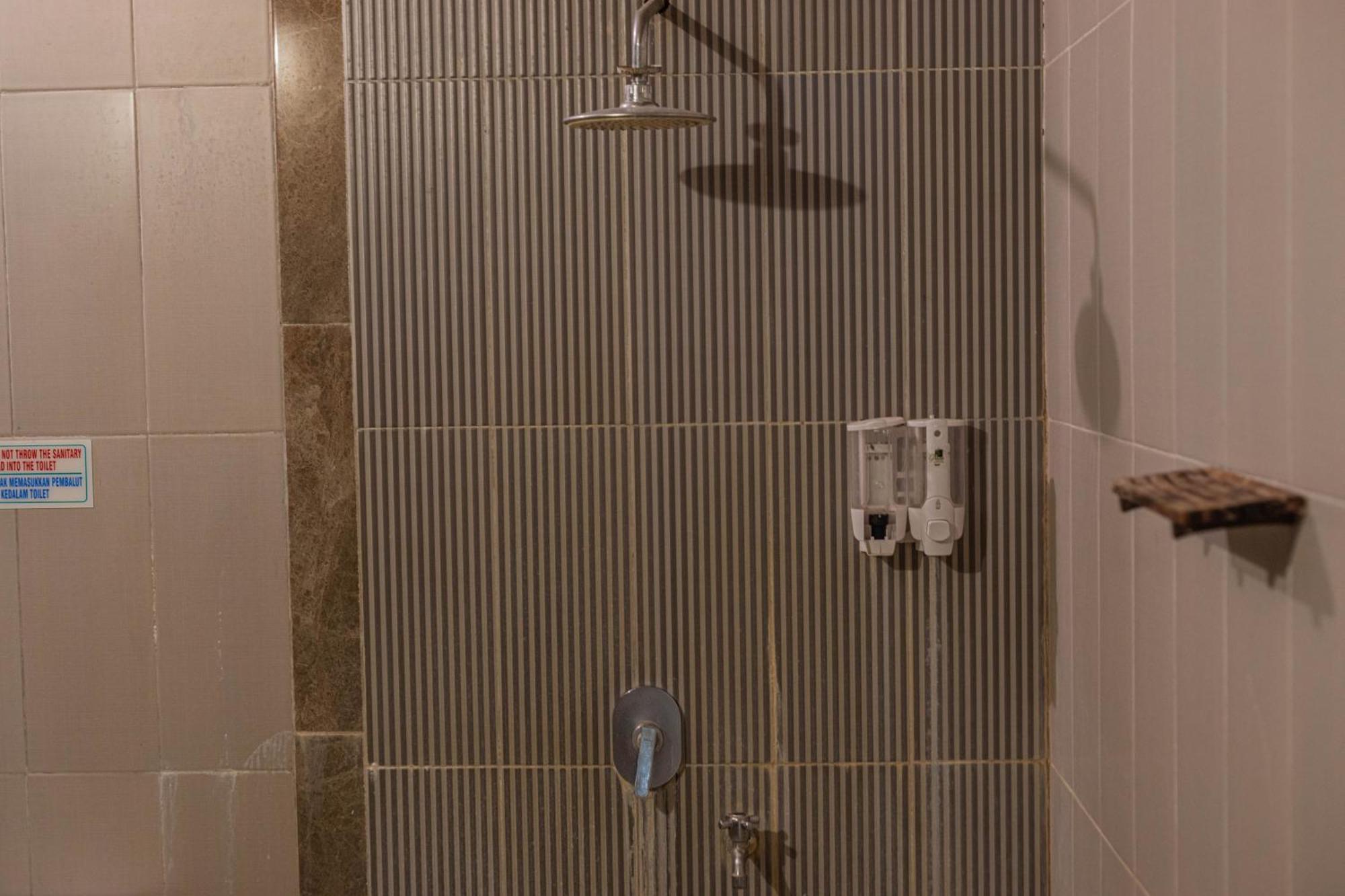 Green Asri Hotel スンギギ エクステリア 写真